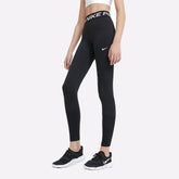Nike Pro Performance Leggings in Black for Girls